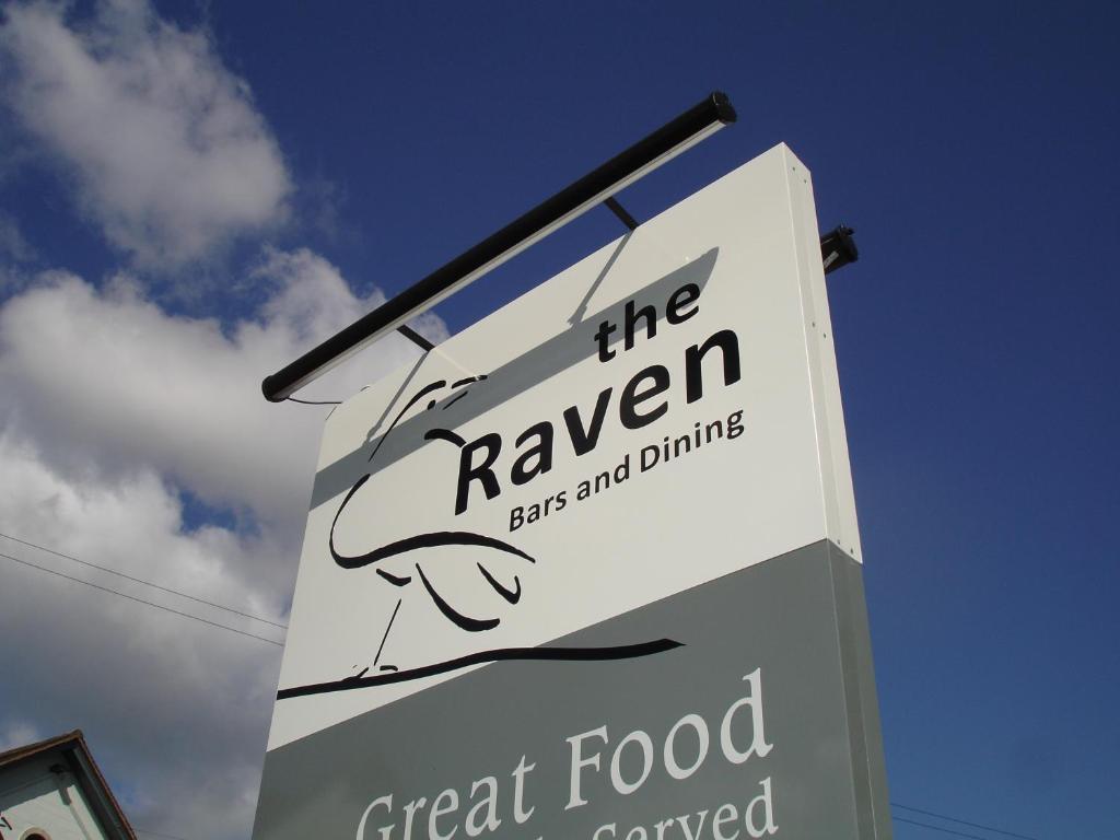 The Raven Hotel Corby Extérieur photo