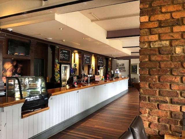 The Raven Hotel Corby Extérieur photo